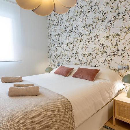 Teatro Suites Malaga City Flat Екстериор снимка