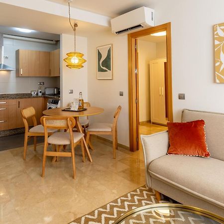 Teatro Suites Malaga City Flat Екстериор снимка