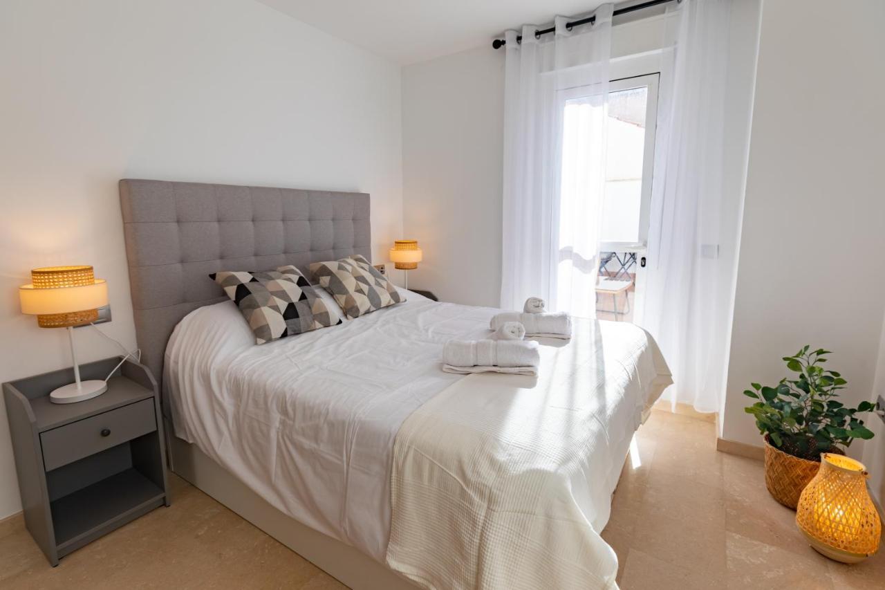 Teatro Suites Malaga City Flat Екстериор снимка