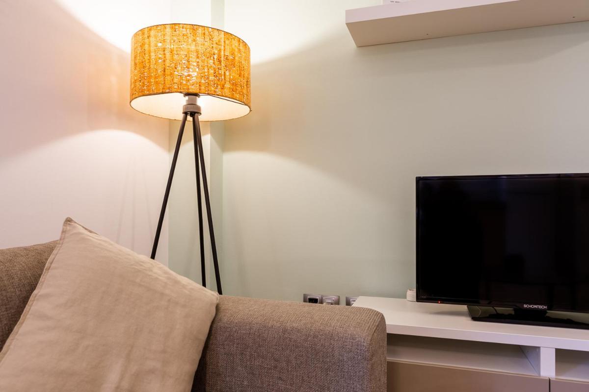 Teatro Suites Malaga City Flat Екстериор снимка