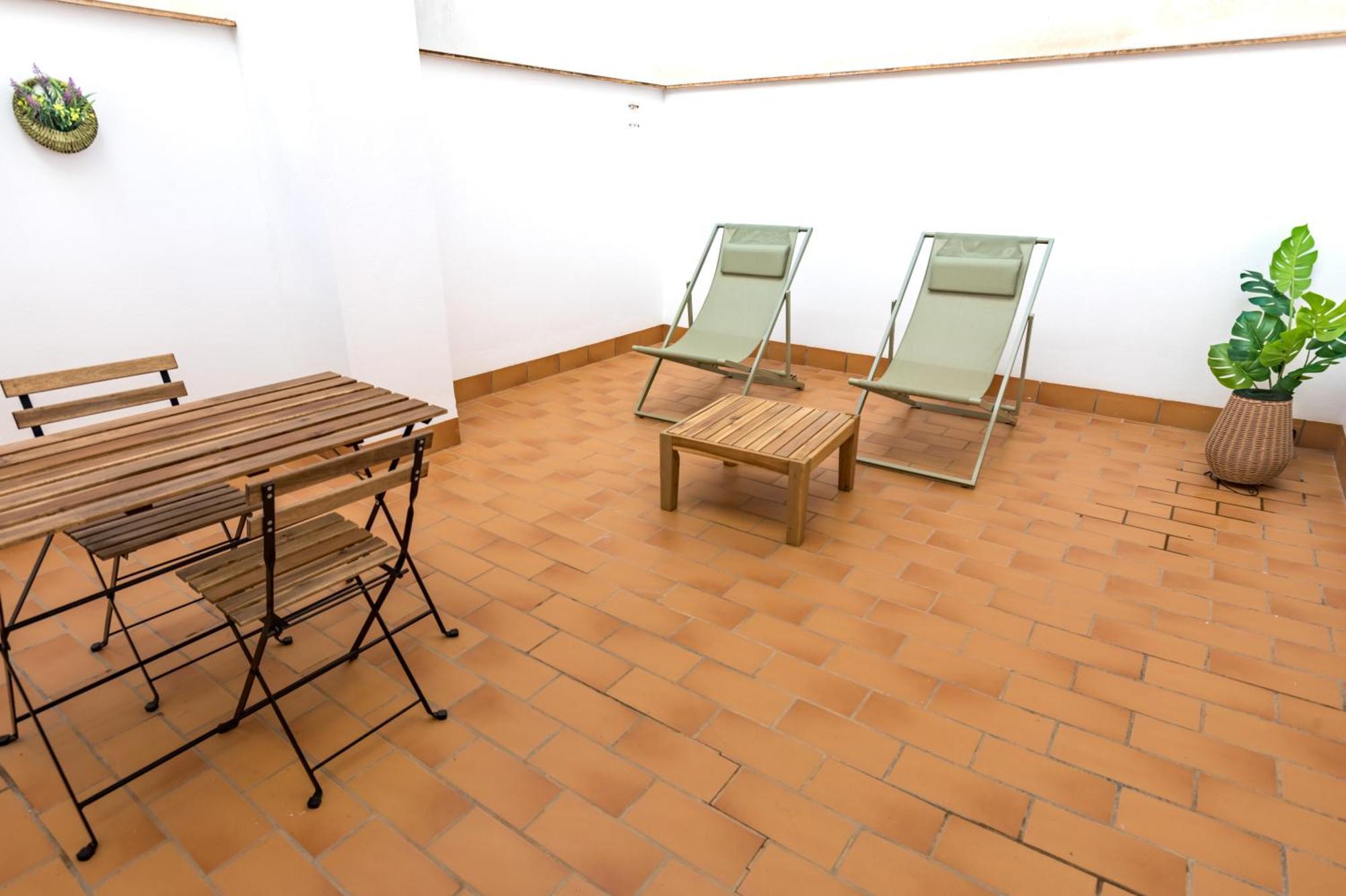Teatro Suites Malaga City Flat Екстериор снимка