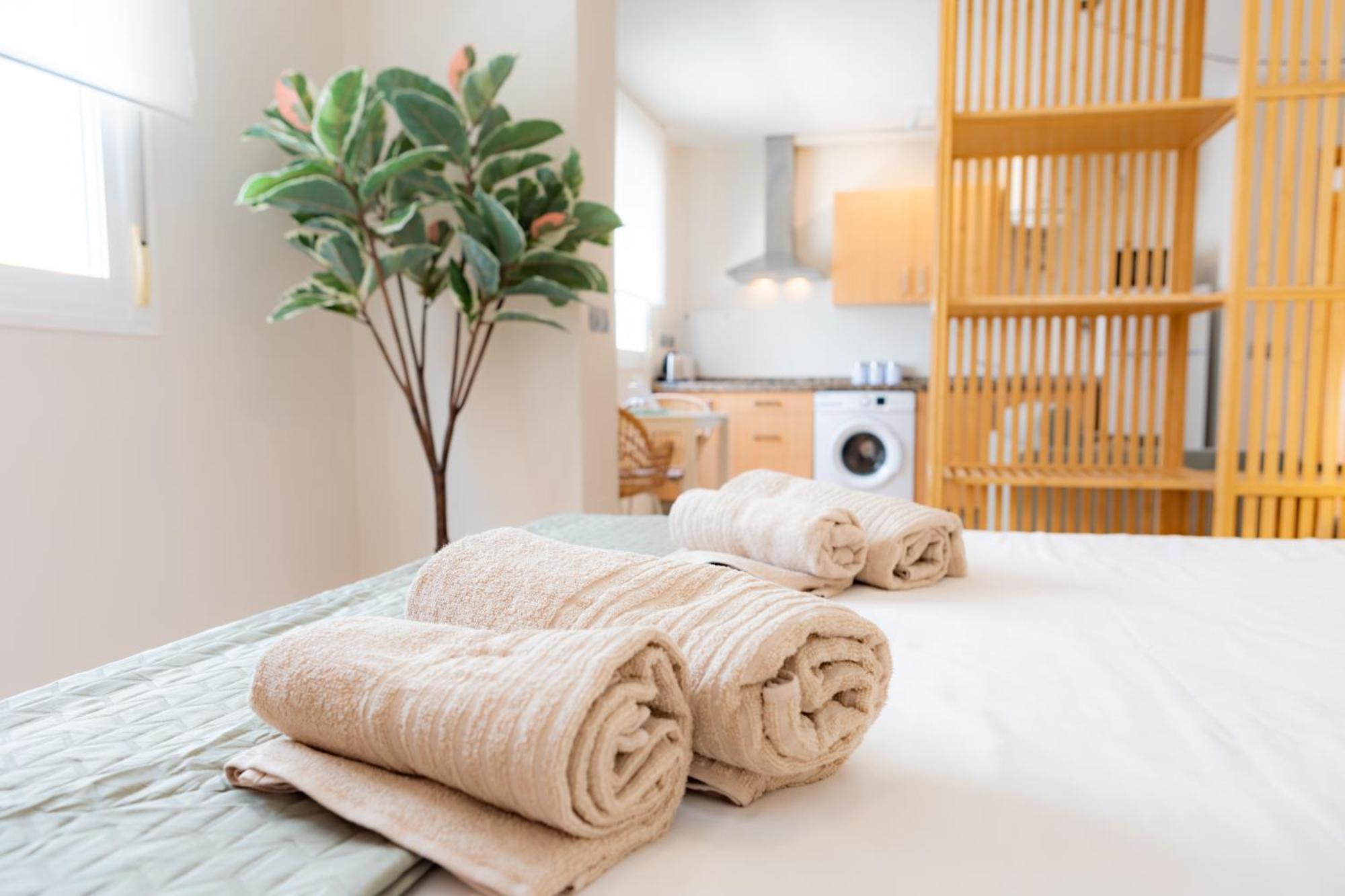 Teatro Suites Malaga City Flat Екстериор снимка