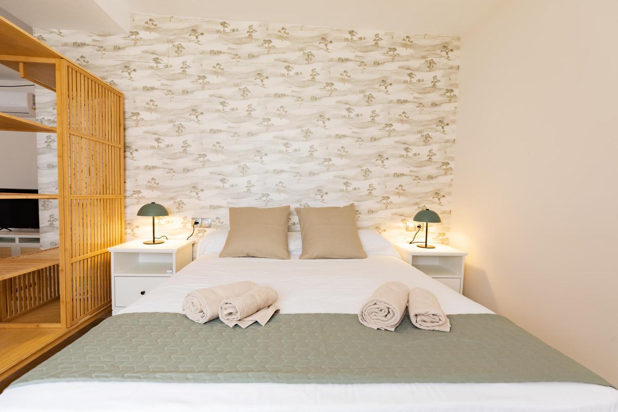 Teatro Suites Malaga City Flat Екстериор снимка