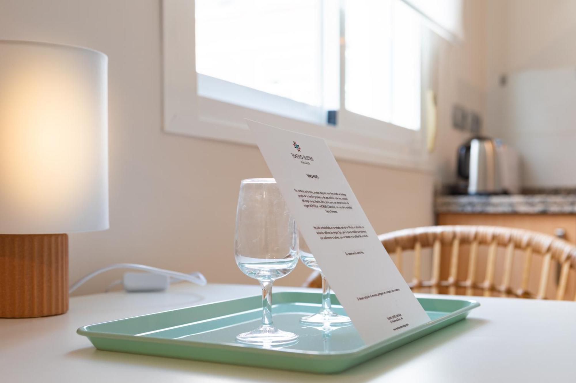 Teatro Suites Malaga City Flat Екстериор снимка