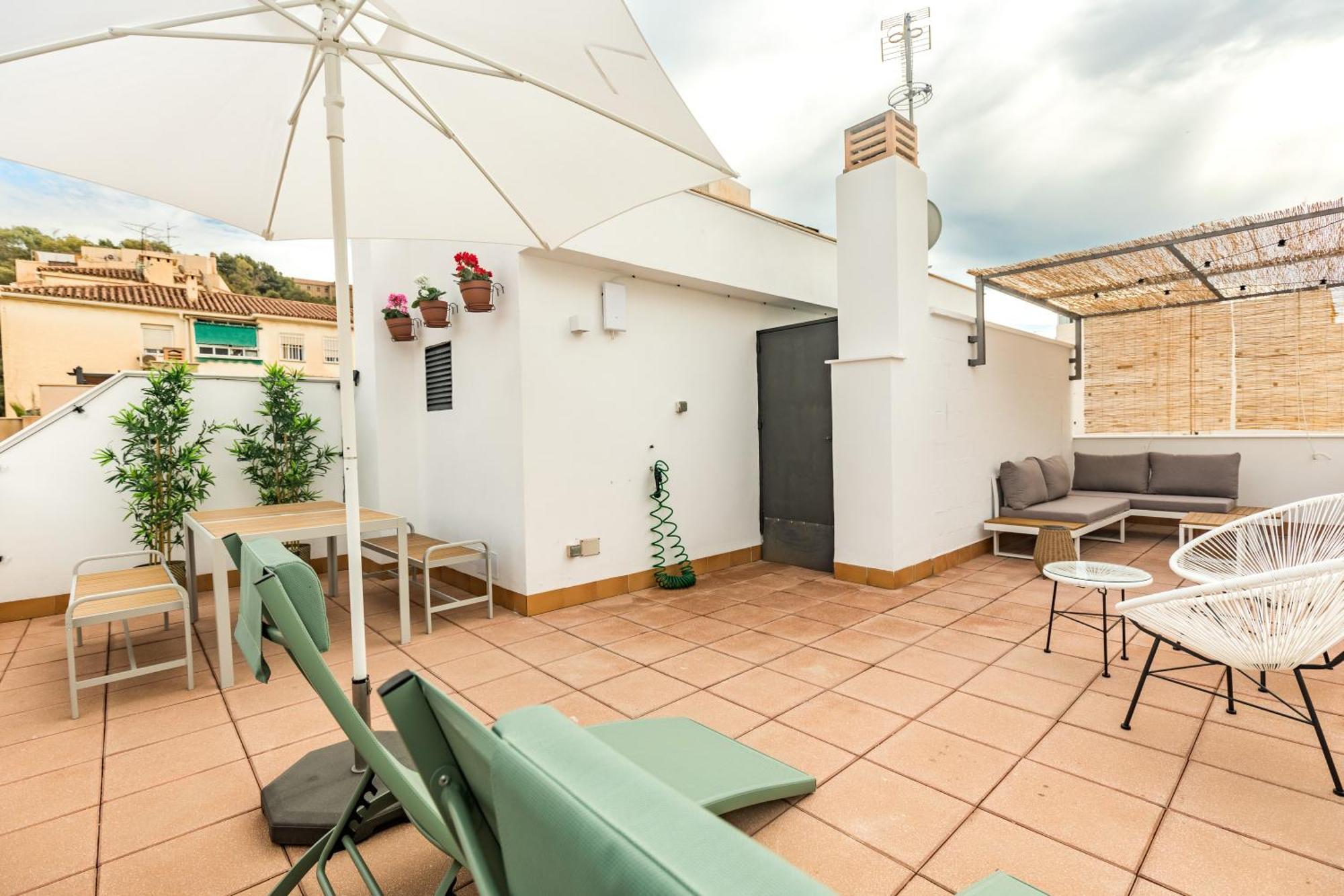Teatro Suites Malaga City Flat Екстериор снимка
