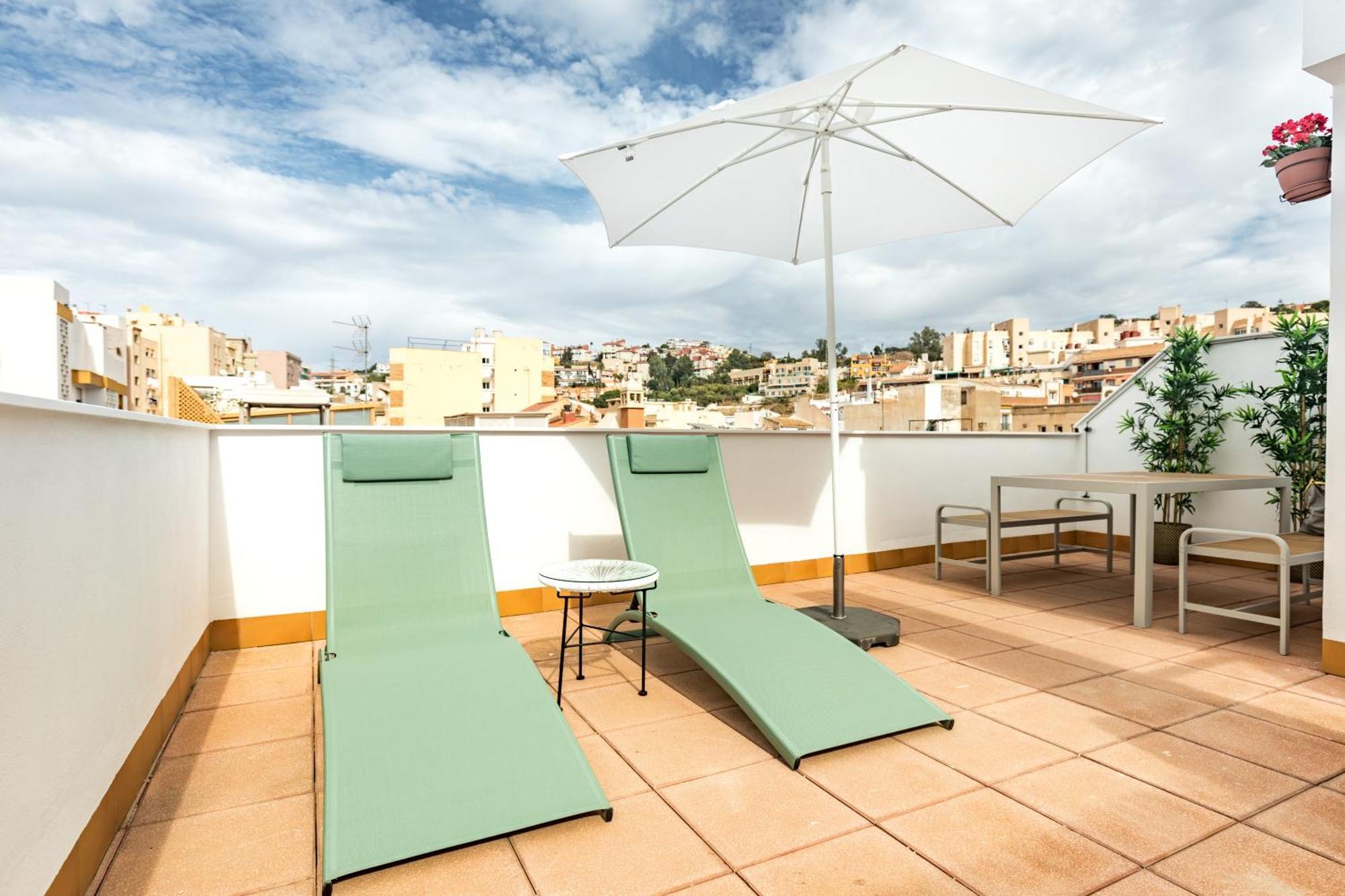 Teatro Suites Malaga City Flat Екстериор снимка